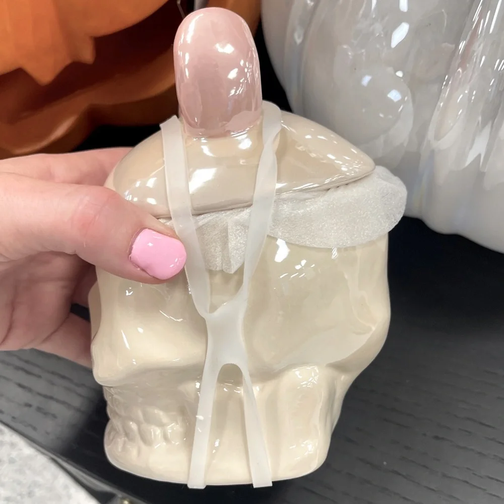 Halloween Skull Skeleton w/ Pink Bow Canister Jar w/Lid Ceramic Coquette 🎀 💀NWT